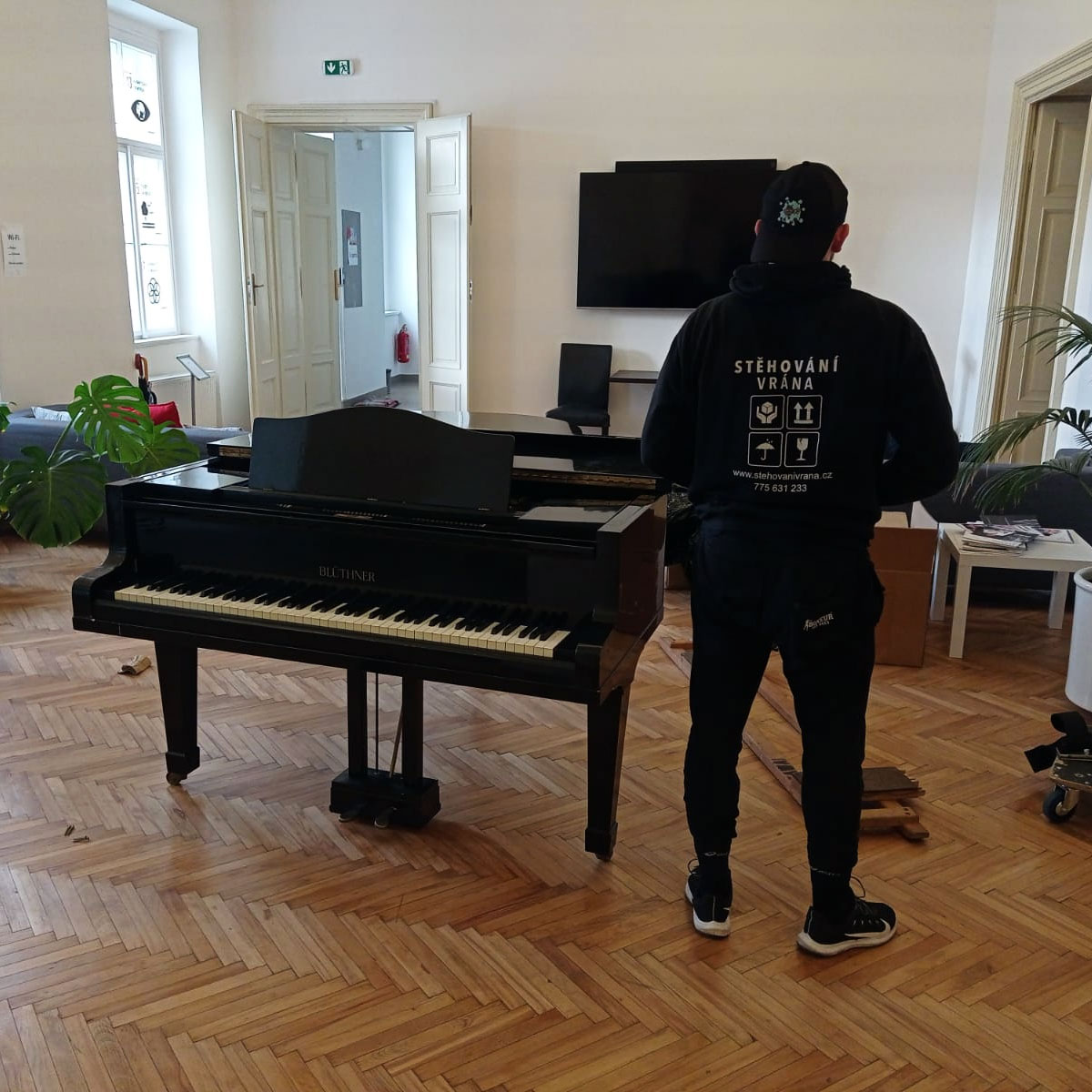 stěhování klavírů, pianin a křídel; Stehovanivrana.cz